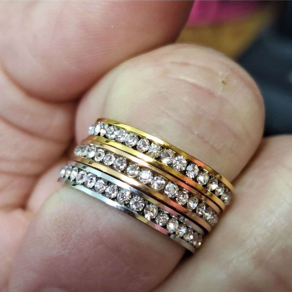 Stainless Steel Ring Set Tricolor 3 Piece Band Yellow Rose White Size 9 NEW